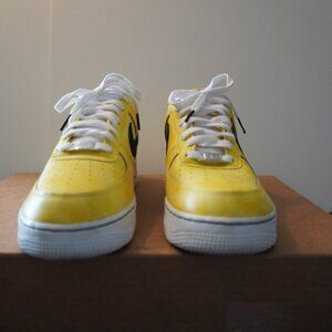 Nike Air Force 1 Peace, Love, and Basketball 2020 DC1416 700 Size 10 M 11.5 W